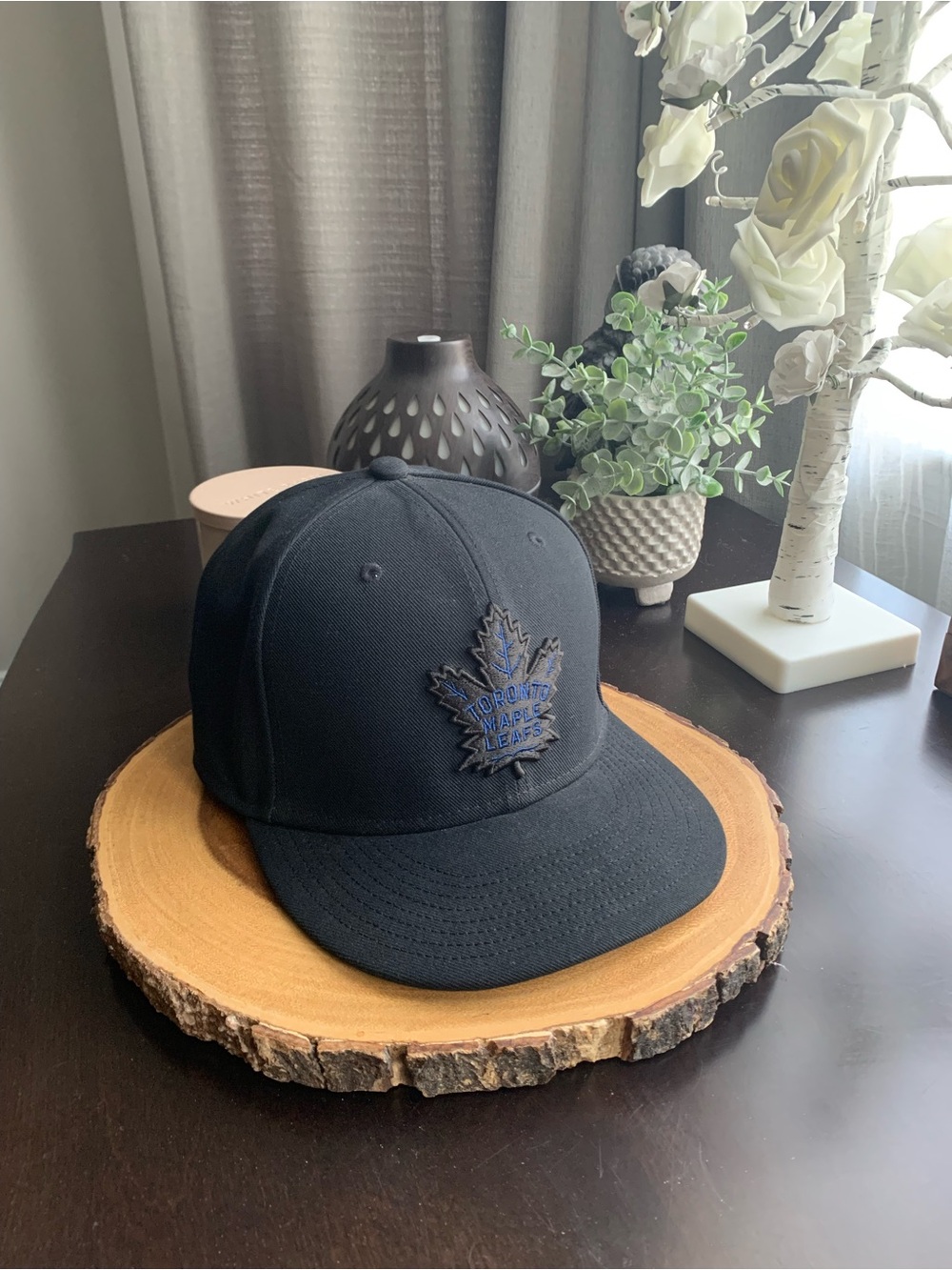 Mitchell & Ness Toronto Maple Leafs Black Snapback Hat